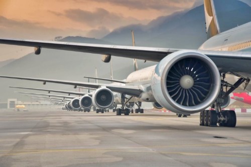 Минпромторг изучит перспективы создания самолетов с водородными двигателями